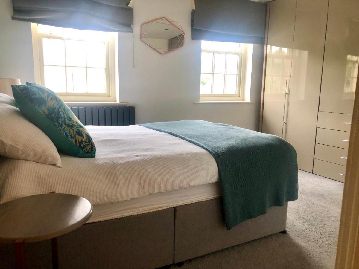 Quarry House Apartment Стамфорд Екстериор снимка